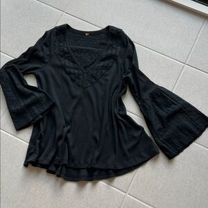 Free People-Black Lace-Trim V-Neck Bell Sleeve Top. SZ XS